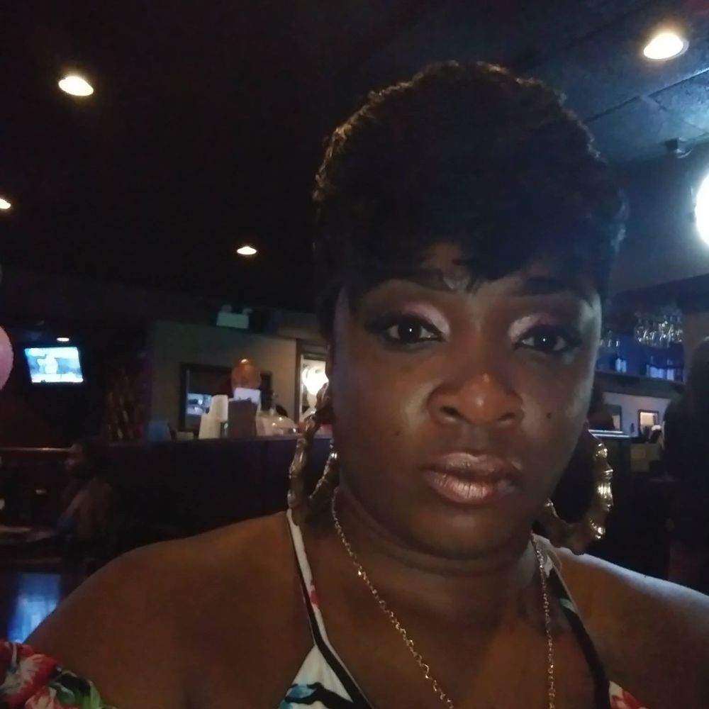 Meet your Posher, Threemade